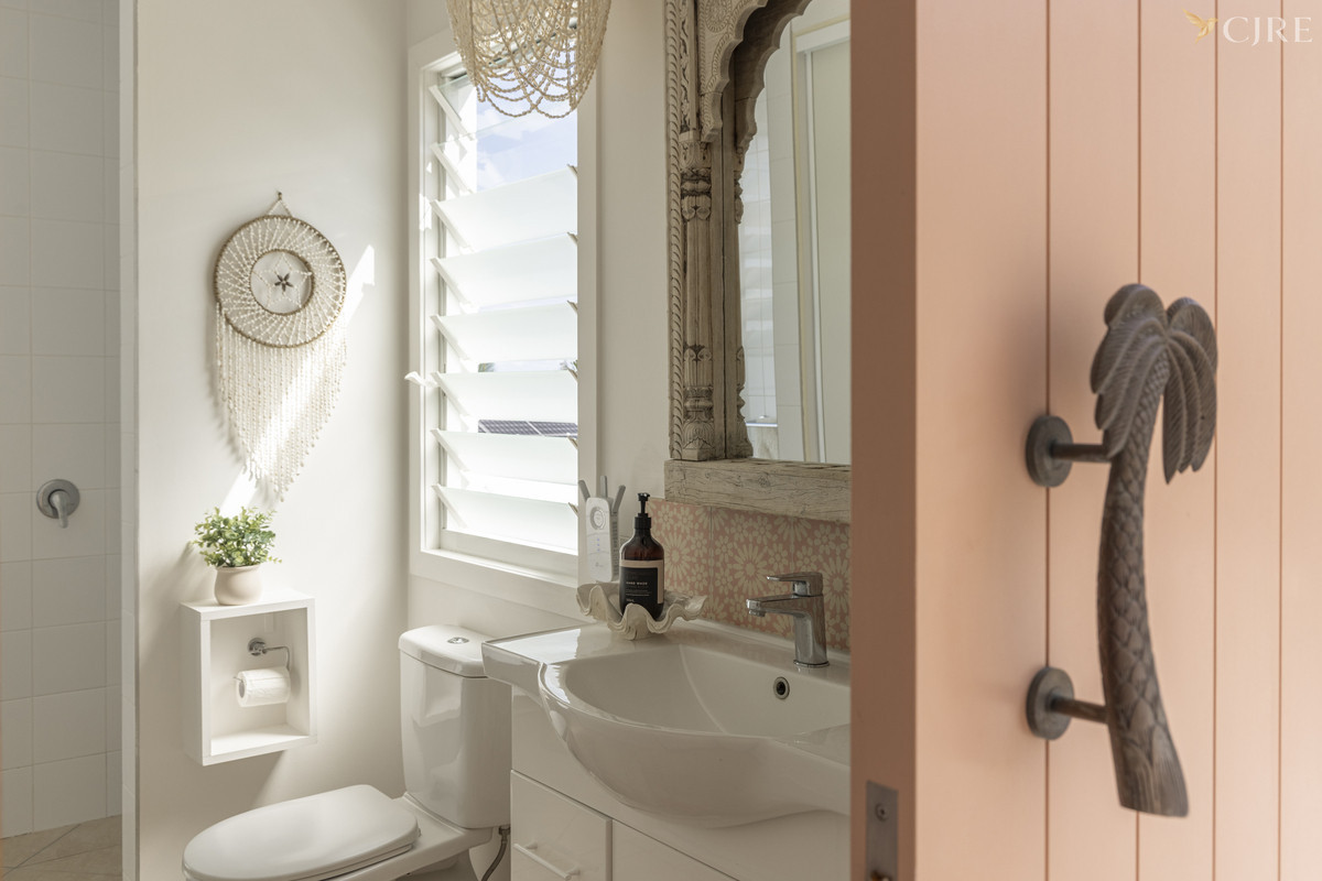 Listing image for 6 Adams Street, SUNSHINE BEACH  QLD  4567